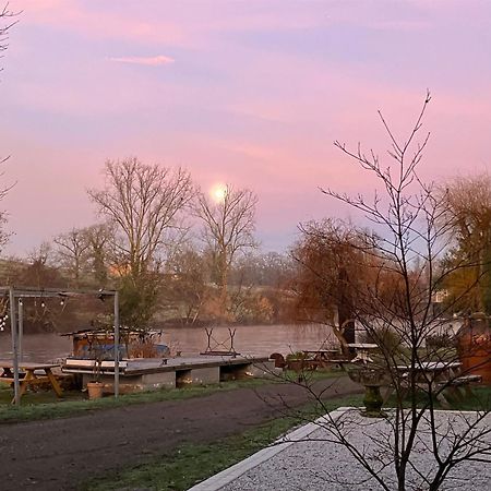 Moon River Chambre D'Hote Saint-Junien Exterior photo